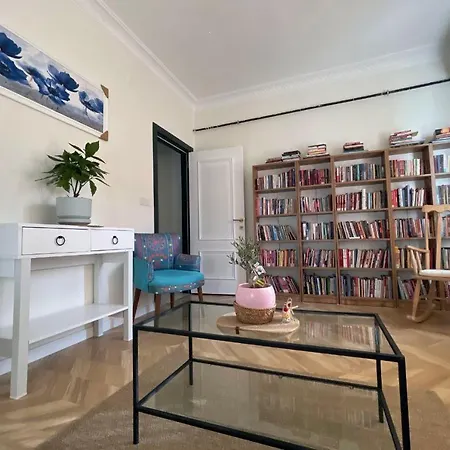Cozy 2br 2bath With Balcony Near To Nişantaşi&taksim #4 Daire İstanbul