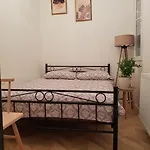 Cozy 2br 2bath With Balcony Near To Nisantasi And Taksim #4 公寓 *